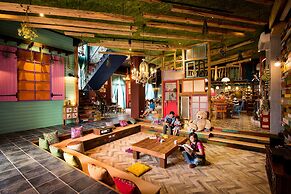 Fly Inn Yilan