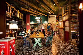 Fly Inn Yilan