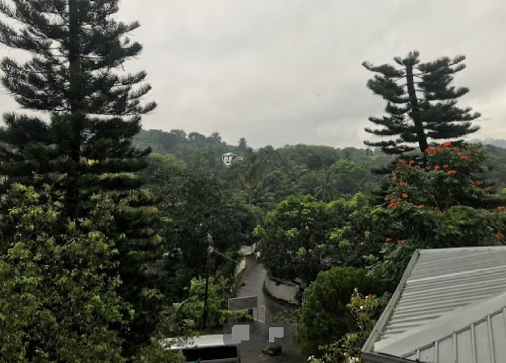 The Kandy Mount Layathraa