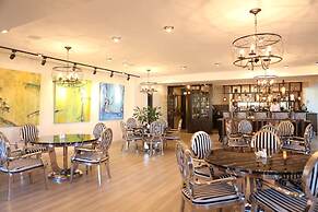 Mount Bogd Apartment