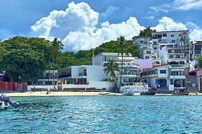 Arkipelago Divers and Beach Resort