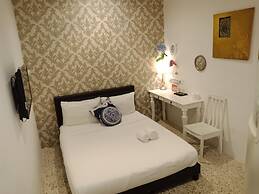 Elephant House Boutique Hotel
