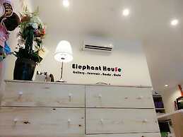 Elephant House Boutique Hotel