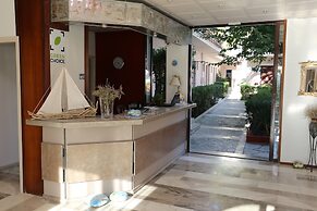 Sunshine Inn Hotel