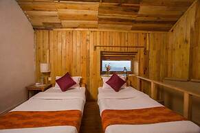 Everest Manla Resort