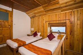 Everest Manla Resort