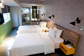 Huwei Hotel