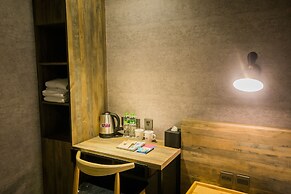 Huwei Hotel