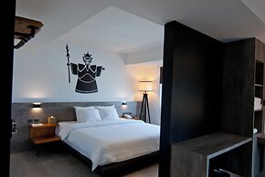 Huwei Hotel