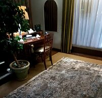 Emerald Guest House Springs