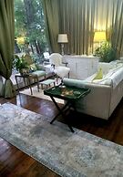 Emerald Guest House Springs