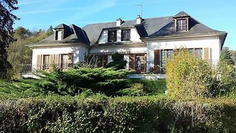 Le Curieux