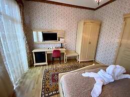 Optimist Hotel