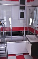 Optimist Hotel