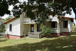 Eullen Villa