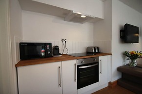 Just B - Apartment 4