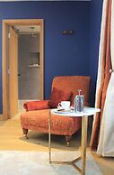 The Lodge at Hemingford Grey House