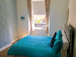 233 Leith Apartment