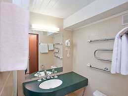 Baltiets Resort Hotel