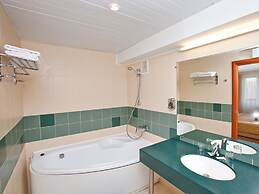 Baltiets Resort Hotel