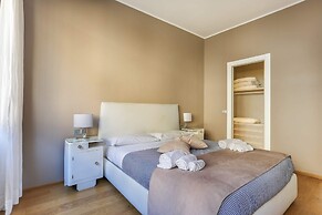 Pitti Palace Apartments