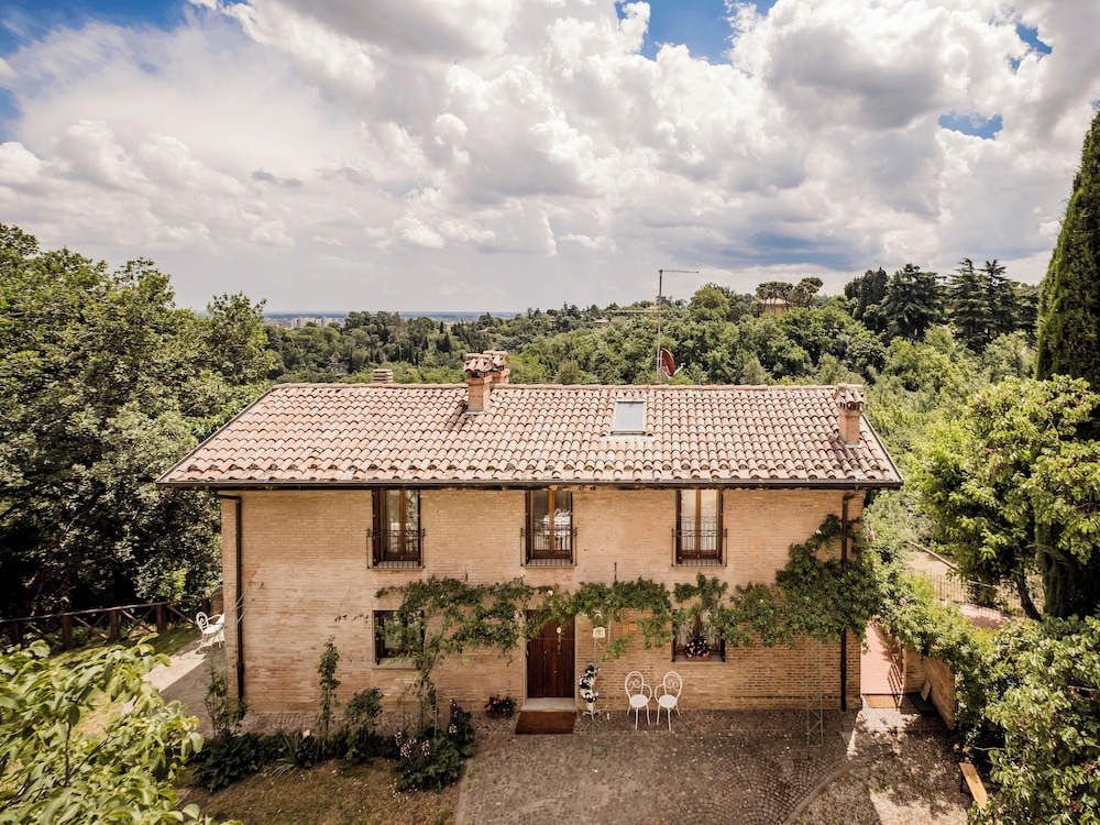 Accademia al Colle