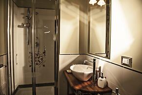 Art Fashion House Luxury Rooms