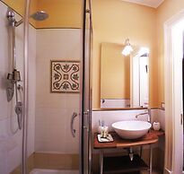Art Fashion House Luxury Rooms