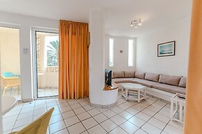 R2 Maryvent Beach Apartaments