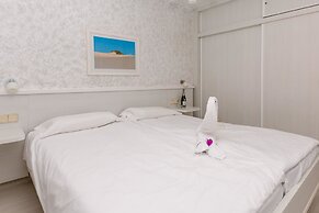 R2 Maryvent Beach Apartaments