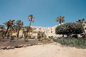 R2 Maryvent Beach Apartaments