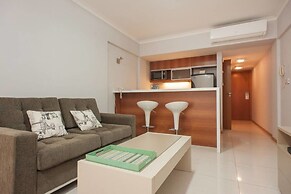 Beautiful and sunny studio by Sofacama
