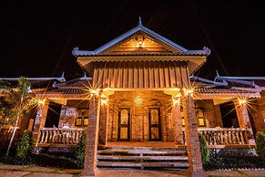 Home Stone Resort