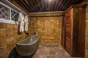 Home Stone Resort