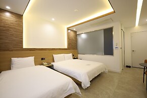 SongJeong OLLA Hotel