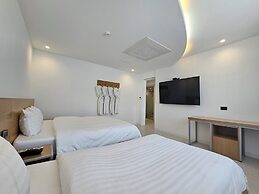 SongJeong OLLA Hotel