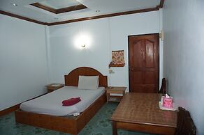 Chai Talae Resort