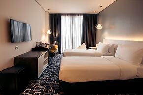 Trademark Hotel