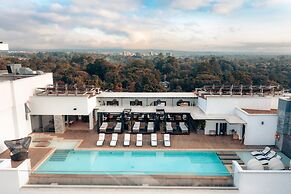 Trademark Hotel