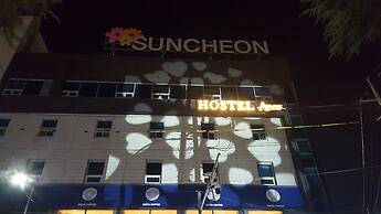 Art N Stay - Hostel