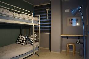 Art N Stay - Hostel