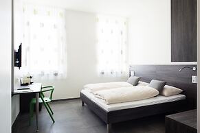 eee hotel TRAUN