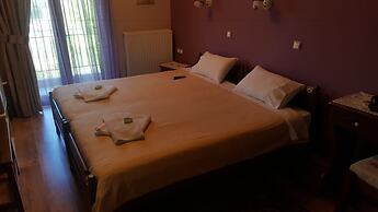 Kastania Guesthouse