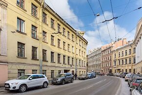 Studio on Kazanskaya 9