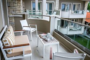 Lobelia Luxury Suites