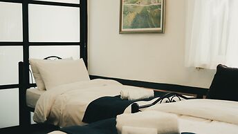 Tzefania Hotel