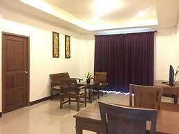 Amonruk  Hotel 2