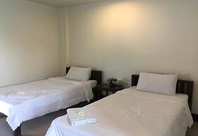 Amonruk  Hotel 2