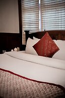 Bhikampur Lodge By Howard
