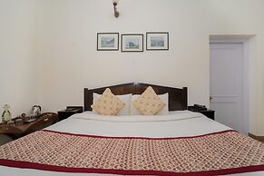 Bhikampur Lodge By Howard